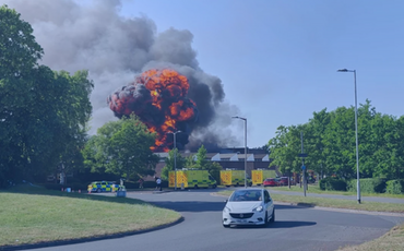 Daler-Rowney manufacturing facility fire in Bracknell, highlighting industrial fire and risk management challenges